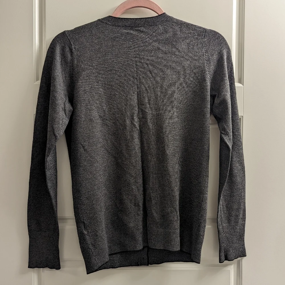 ๐3/$50๐ Smart Set Cardigan - Picture 3 of 6